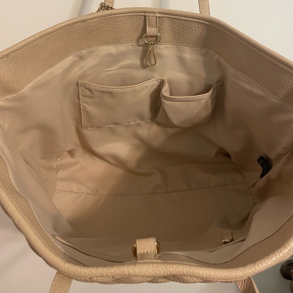 BCBG Paris Quilted Faux Leather Tote - Picture 4 of 10